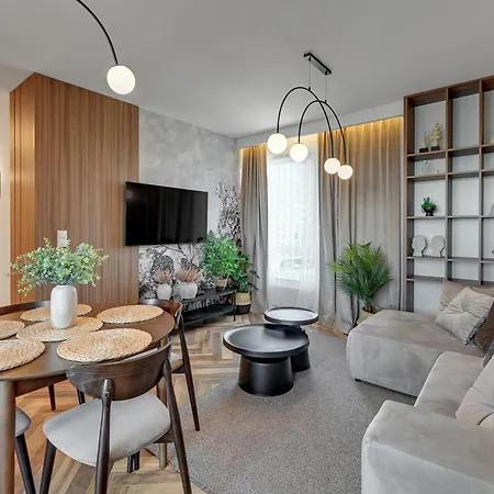 Lägenhet Horizon Sauna & Jacuzzi & Parking By Grand Apartme Gdańsk