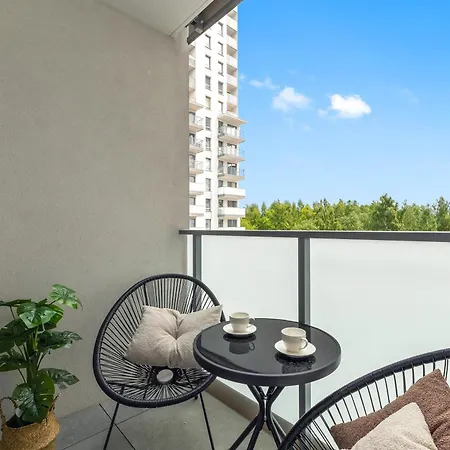 Horizon Sauna & Jacuzzi & Parking By Grand Apartme Apartamento