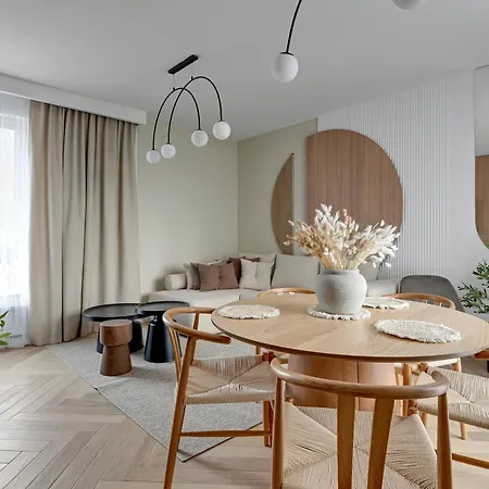 Horizon Sauna & Jacuzzi & Parking By Grand Apartme Apartament