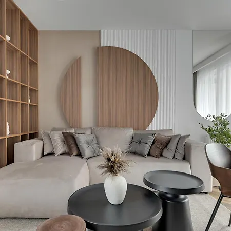 Horizon Sauna & Jacuzzi & Parking By Grand Apartme